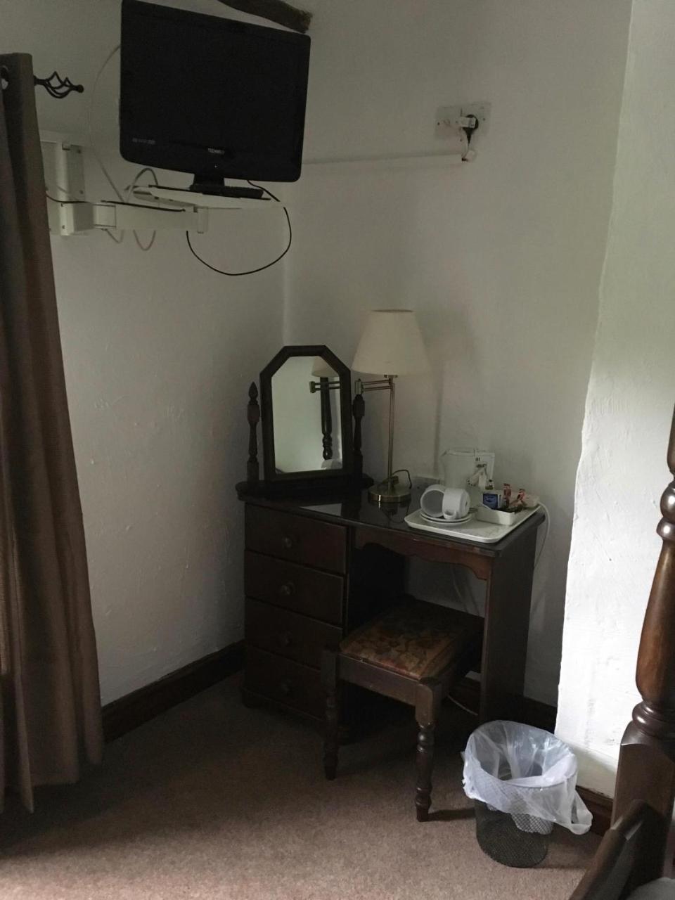 Отель The Farmers Arms Eccleston  Экстерьер фото